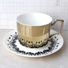 Load image into Gallery viewer, Creative Reflection cup Nordic cartoon Panda anamorphic cup tiger The Mirror Collection mug